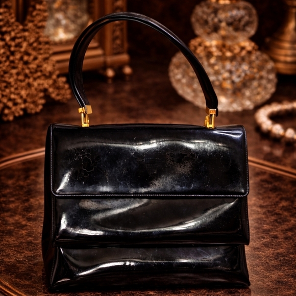 Koret Handbags - KORET Mid-Century Black Patent Leather Handbag Jackie O Style Vintage Structure